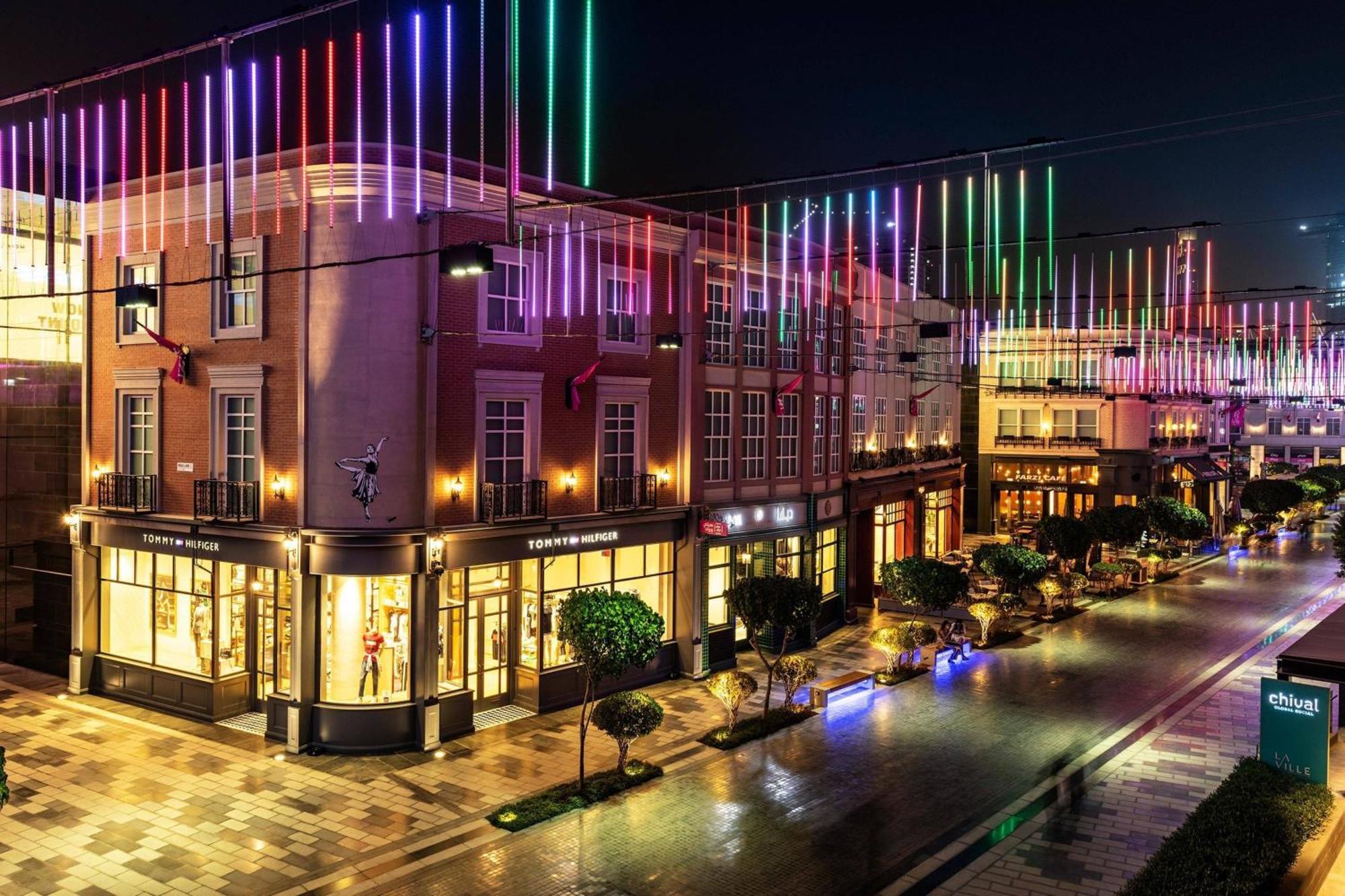 La Ville Hotel & Suites City Walk Dubai, Autograph Collection Exterior foto The Village Outlet