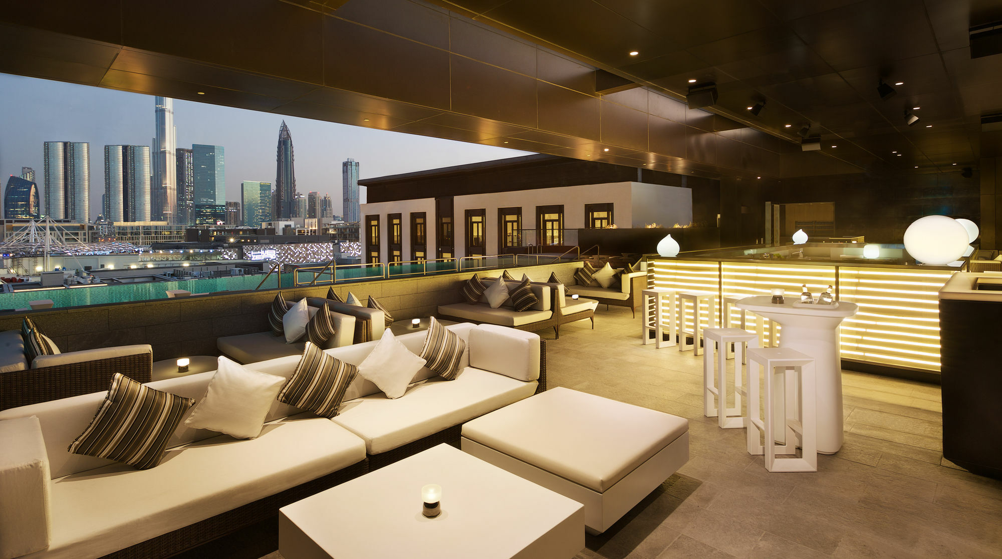 La Ville Hotel & Suites City Walk Dubai, Autograph Collection Exterior foto The Address Lounge